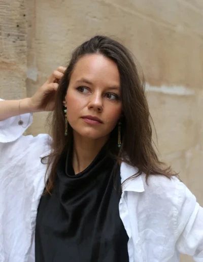 Portrait violinist Galina Lanskaia outdoor shooting Paris
