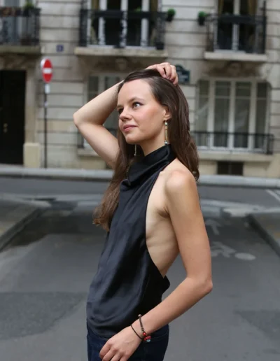 Violinist Galina Lanskaia outdoor shooting Paris