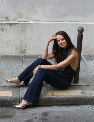 Galina Lanskaia russian violinist outdoor shooting paris